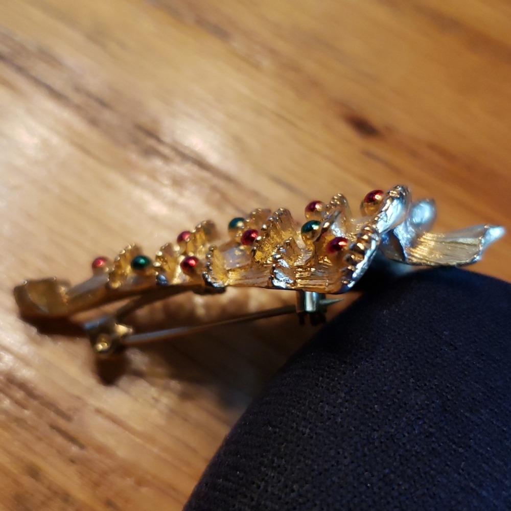 Christmas Tree Pin - Picture 3 of 3